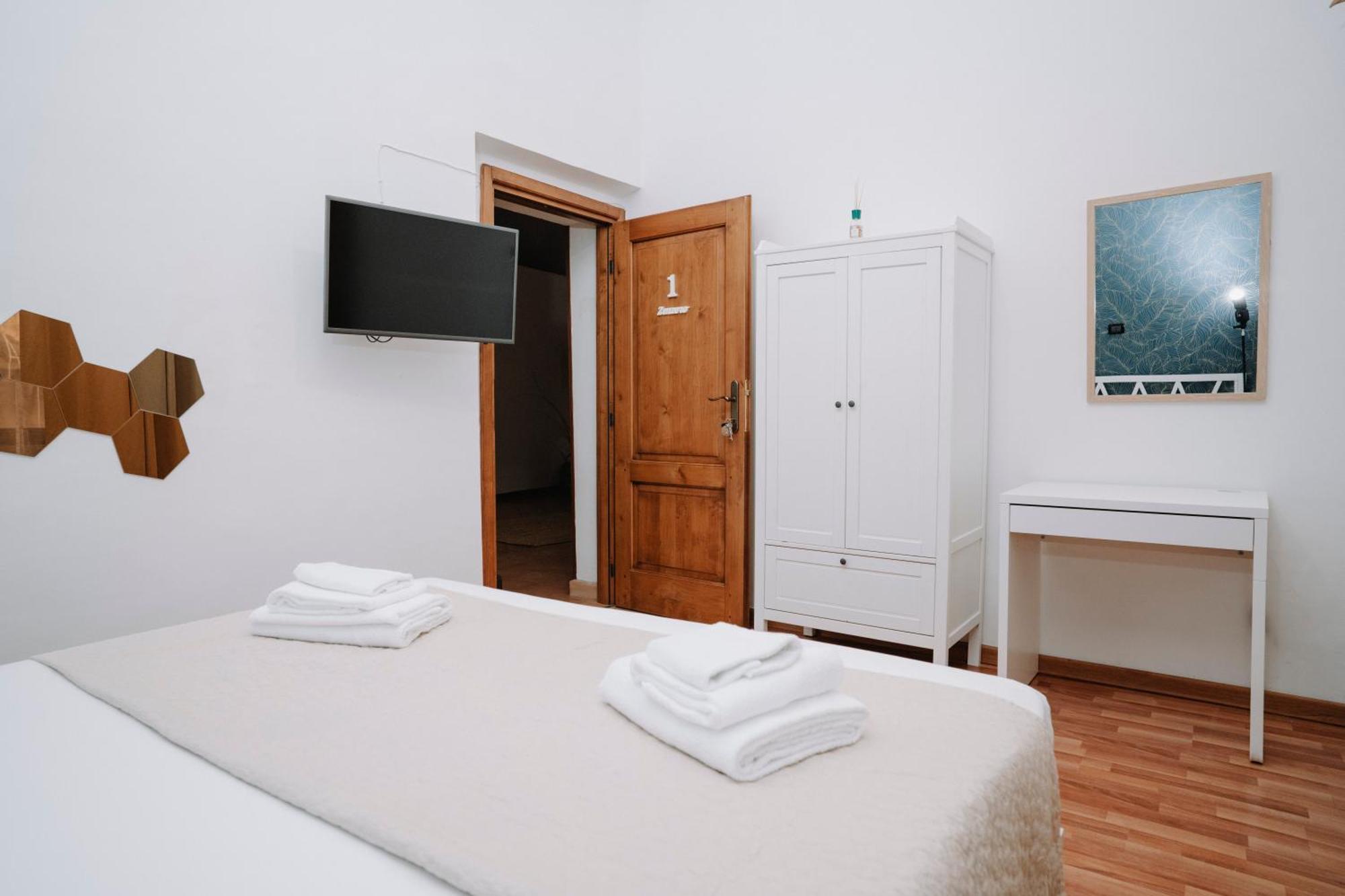 Bonne Nuit Terracina Bed & Breakfast Exterior photo
